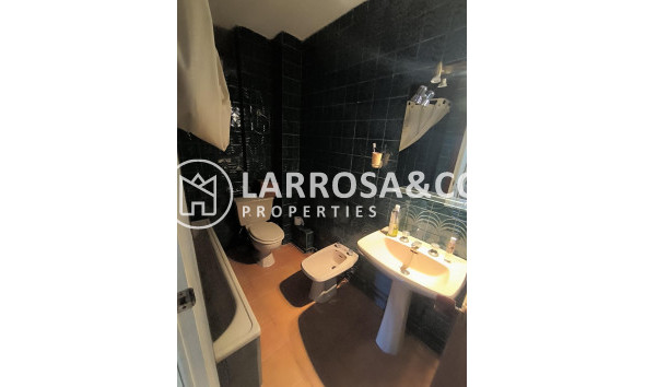 Reventa - Apartamento - Torrevieja - Las Piscinas Naturales