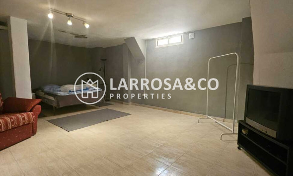 Resale - Detached House/Villa - Guardamar del Segura - Campomar