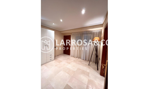 Вторичный рынок - Бунгало - Торревьеха - torrevieja