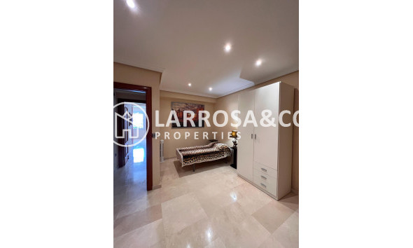 Вторичный рынок - Бунгало - Торревьеха - torrevieja