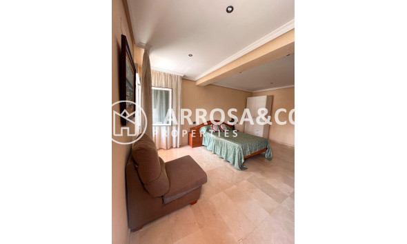 Вторичный рынок - Бунгало - Торревьеха - torrevieja