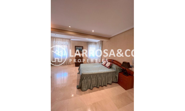 Вторичный рынок - Бунгало - Торревьеха - torrevieja