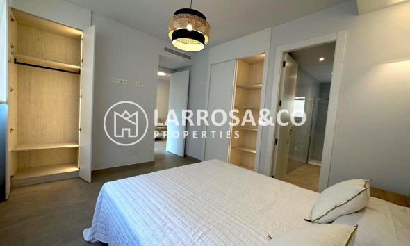 Reventa - Apartamento - Torrevieja - Playa del cura