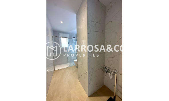 Reventa - Apartamento - Torrevieja - Playa del cura