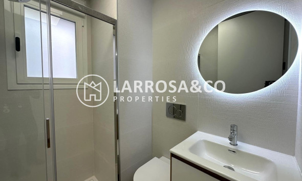 Reventa - Apartamento - Torrevieja - Playa del cura