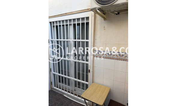 Resale - Apartment - Torrevieja - Centro