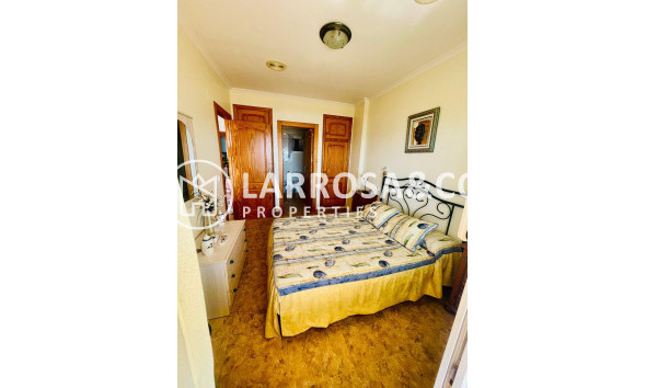 Resale - Apartment - Torrevieja - La Mata