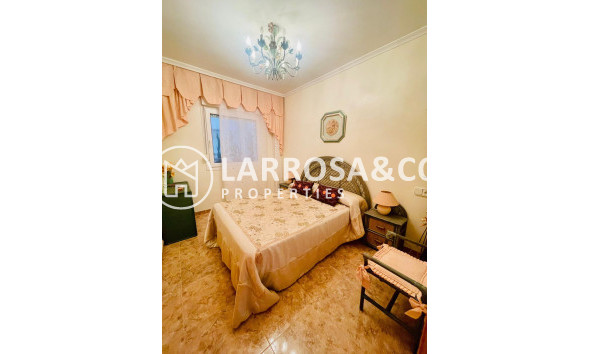 Resale - Apartment - Torrevieja - La Mata