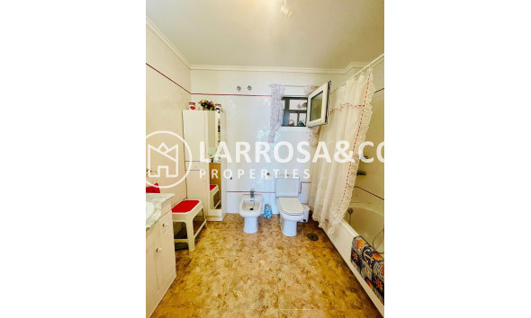 Resale - Apartment - Torrevieja - La Mata