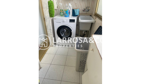 Resale - Apartment - Torrevieja - Centro