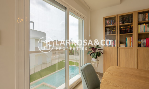 Reventa - Penthouse Penthouse - Villamartín - Costa Blanca