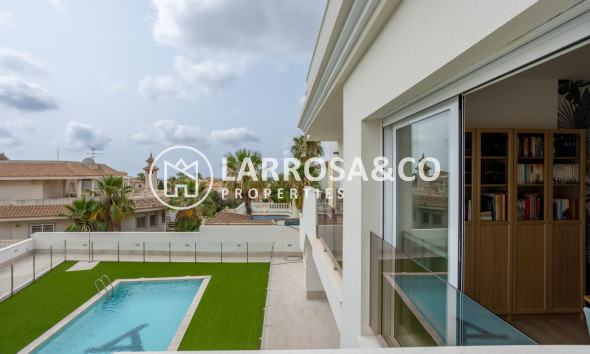 Reventa - Penthouse Penthouse - Villamartín - Costa Blanca