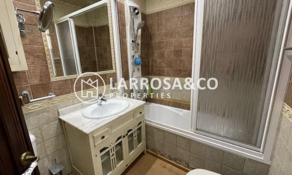 Herverkoop - Semi-detached house - Torrevieja - Costa Blanca