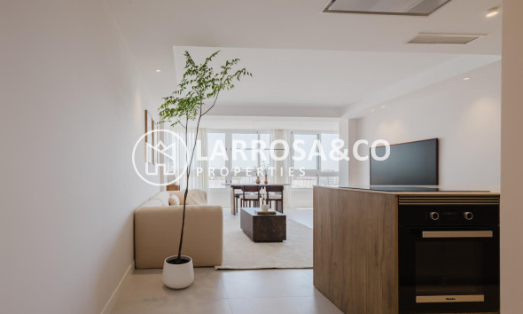 Herverkoop - Apartment - Torrevieja - Playa del Acequión