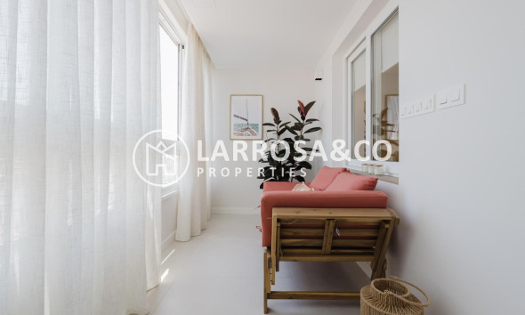 Herverkoop - Apartment - Torrevieja - Playa del Acequión