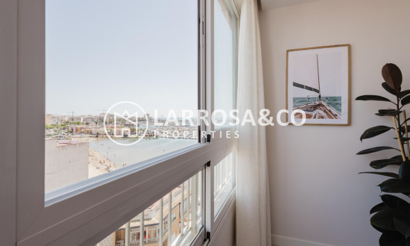 Herverkoop - Apartment - Torrevieja - Playa del Acequión