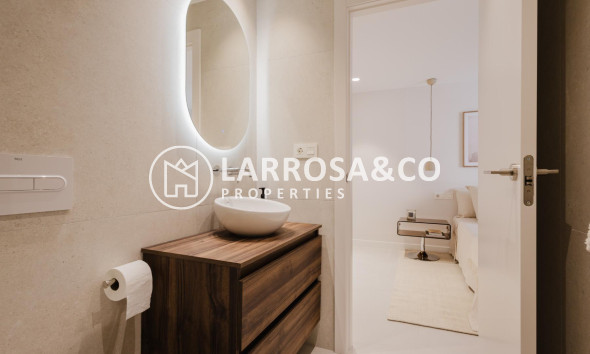 Herverkoop - Apartment - Torrevieja - Playa del Acequión