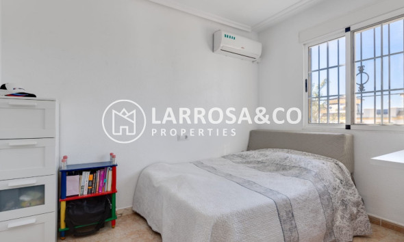 Resale - Semi-detached house - Torrevieja - Costa Blanca