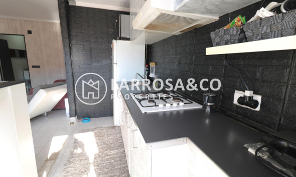 Resale - Apartment - Torrevieja - El molino