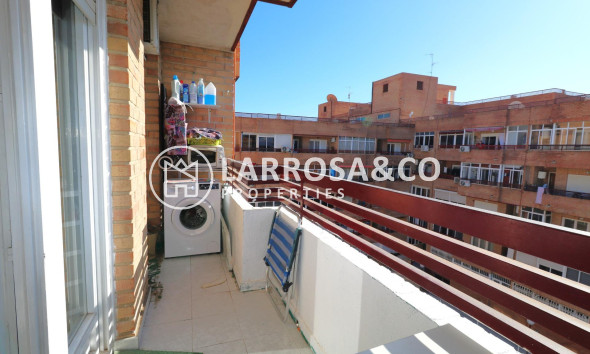 Resale - Apartment - Torrevieja - El molino