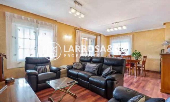 Resale - Detached House/Villa - Torrevieja - Aguas Nuevas