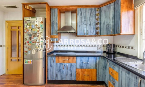 Resale - Detached House/Villa - Torrevieja - Aguas Nuevas