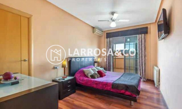 Resale - Detached House/Villa - Torrevieja - Aguas Nuevas