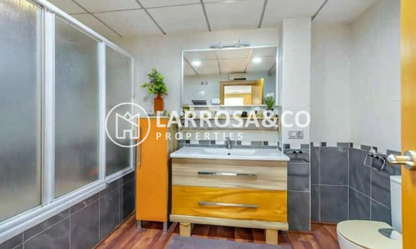 Resale - Detached House/Villa - Torrevieja - Aguas Nuevas