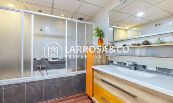 Resale - Detached House/Villa - Torrevieja - Aguas Nuevas