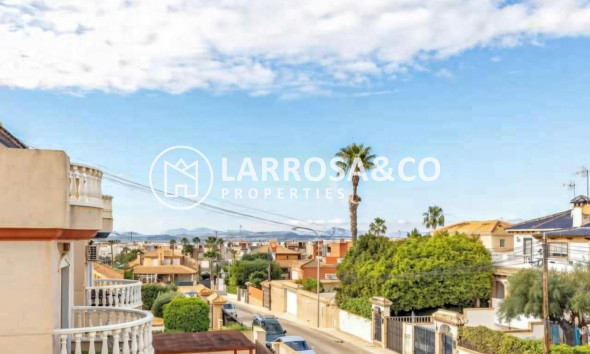 Resale - Detached House/Villa - Torrevieja - Aguas Nuevas