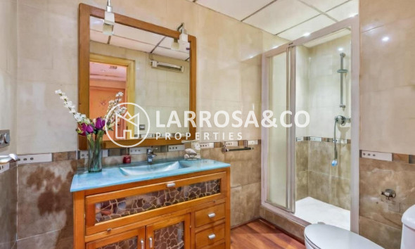 Resale - Detached House/Villa - Torrevieja - Aguas Nuevas