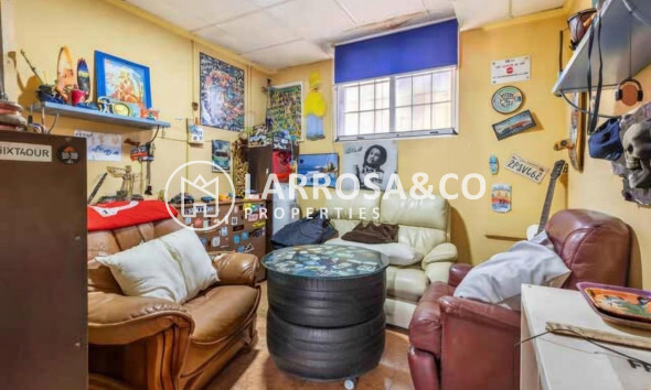 Resale - Detached House/Villa - Torrevieja - Aguas Nuevas