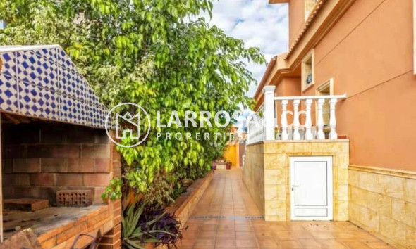 Resale - Detached House/Villa - Torrevieja - Aguas Nuevas