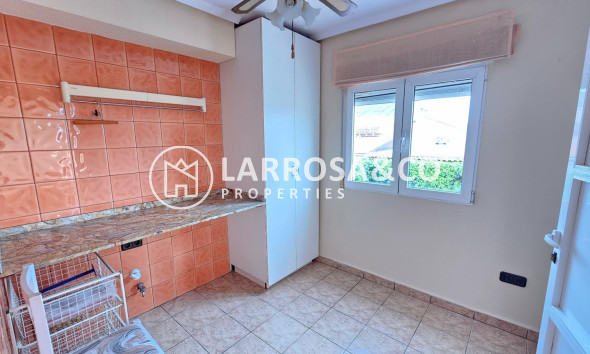 Resale - Detached House/Villa - Torrevieja - El chaparral