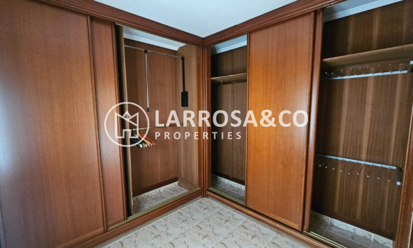 Resale - Detached House/Villa - Torrevieja - El chaparral