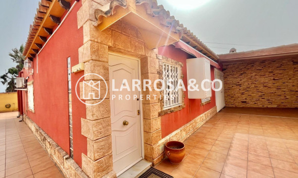 A Vendre - Villa - Torrevieja - Los Balcones - Los Altos del Edén