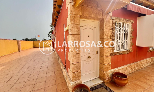 A Vendre - Villa - Torrevieja - Los Balcones - Los Altos del Edén