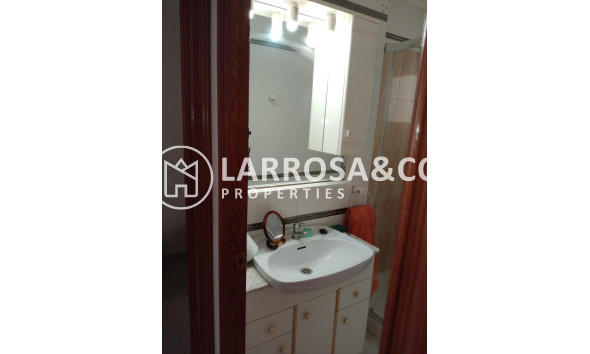 Resale - Apartment - Torrevieja - Playa del cura
