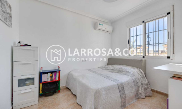 Resale - Semi-detached house - Torrevieja - Costa Blanca