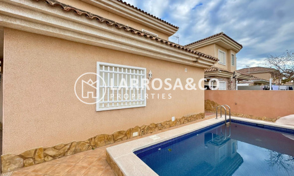 A Vendre - Villa - Torrevieja - Costa Blanca