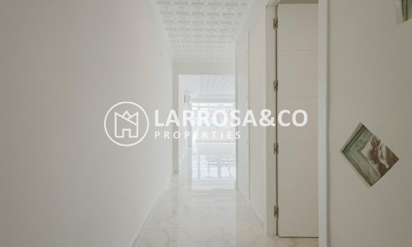 Reventa - Apartamento - Torrevieja - Playa del Acequión