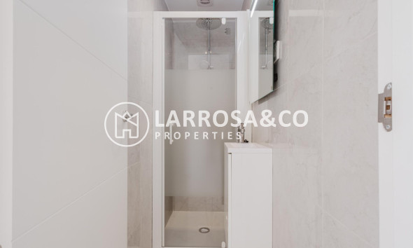 Reventa - Apartamento - Torrevieja - Playa del Acequión