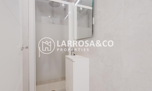 Reventa - Apartamento - Torrevieja - Playa del Acequión