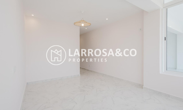 Reventa - Apartamento - Torrevieja - Playa del Acequión