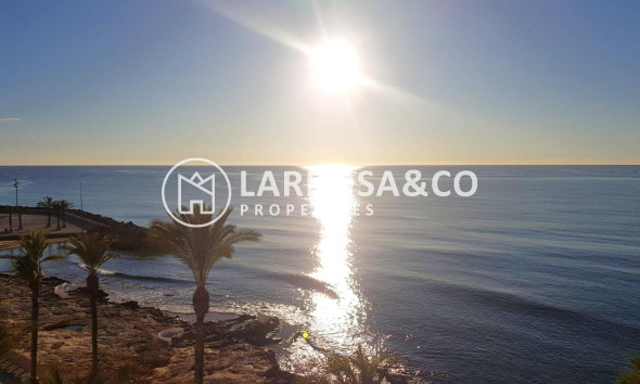 Herverkoop - Apartment - Torrevieja - Estacion de autobuses