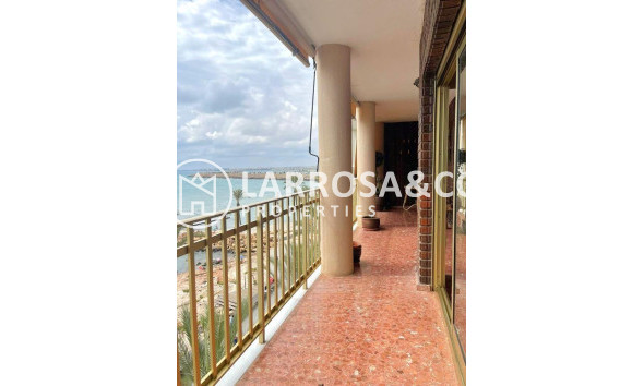 Herverkoop - Apartment - Torrevieja - Estacion de autobuses