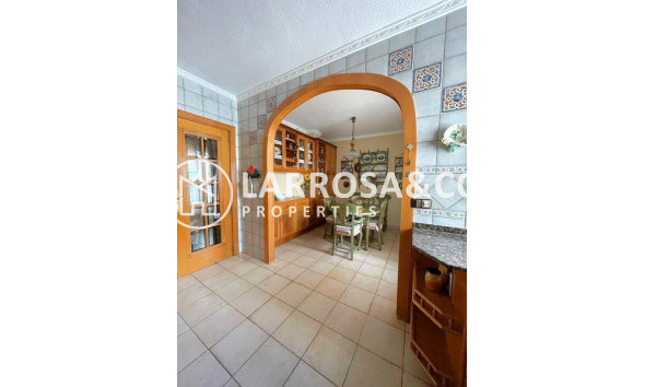 Herverkoop - Apartment - Torrevieja - Estacion de autobuses