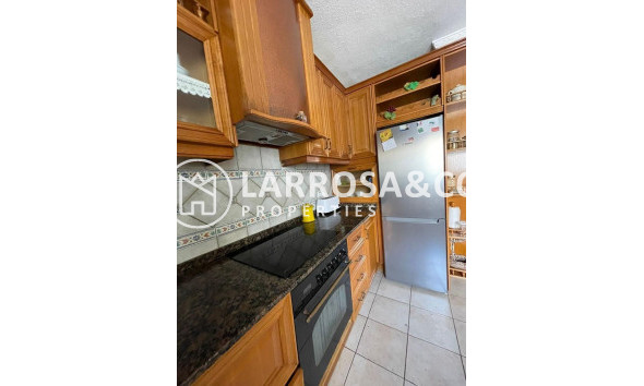 Herverkoop - Apartment - Torrevieja - Estacion de autobuses