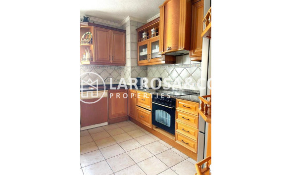 Herverkoop - Apartment - Torrevieja - Estacion de autobuses