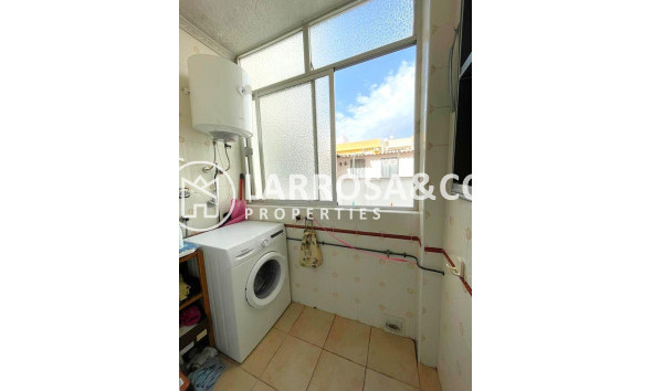 Herverkoop - Apartment - Torrevieja - Estacion de autobuses